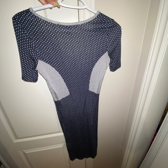 French connection dress - Picture 2 of 3